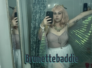 Brunettebaddie