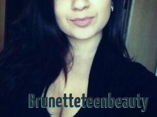 Brunetteteenbeauty