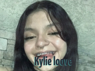 Kylie_loove