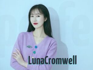 LunaCromwell