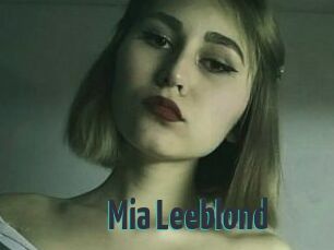 Mia_Leeblond