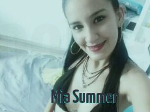 Mia_Summer