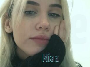 Mia_z