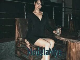 ModelaMiya