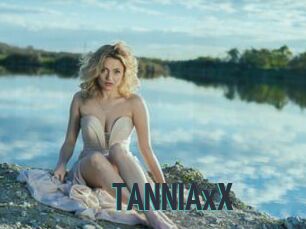 TANNIAxX Porn Fellow